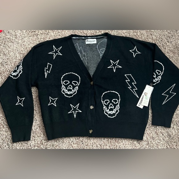 No Boundaries Skulls, Stars And Lightning Bolts Cropped Cardigan Size: XL - Picture 1 of 4